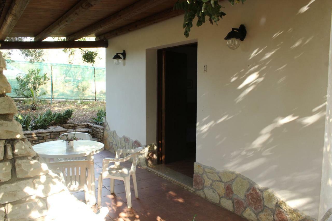 הוילה קאסטלמארה דל גולפו Rustici L'Antico Torchio מראה חיצוני תמונה